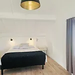 Saint-jean Saint-Jean-de-la-Rivière