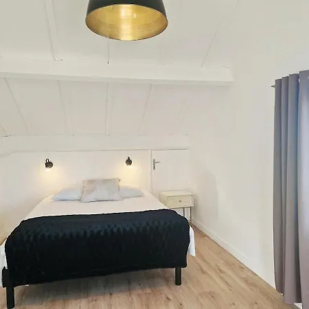 Saint-jean Saint-Jean-de-la-Riviere