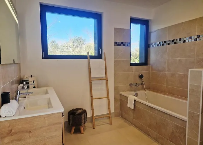 Villa Saint-jean Saint-Jean-de-la-Rivière